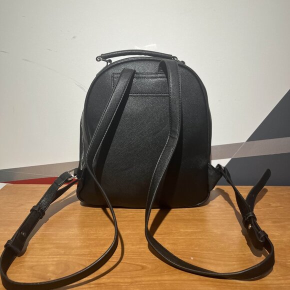 GREAT CONDITON~ Black Minimalistic Backpack - Picture 6 of 6